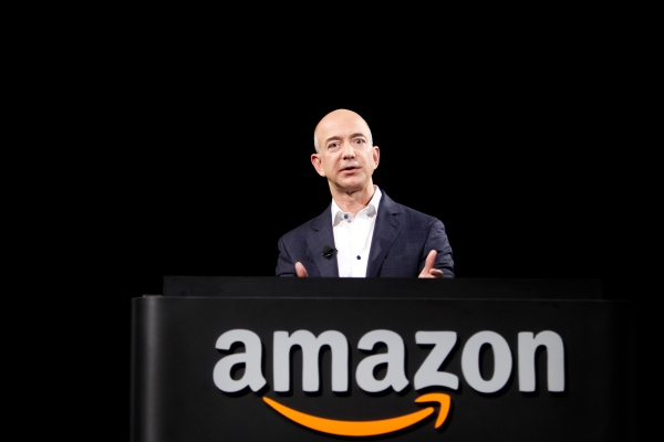 Một ngày làm sếp kiểu CEO Amazon: luôn khó tính và thích châm chọc nhân viên